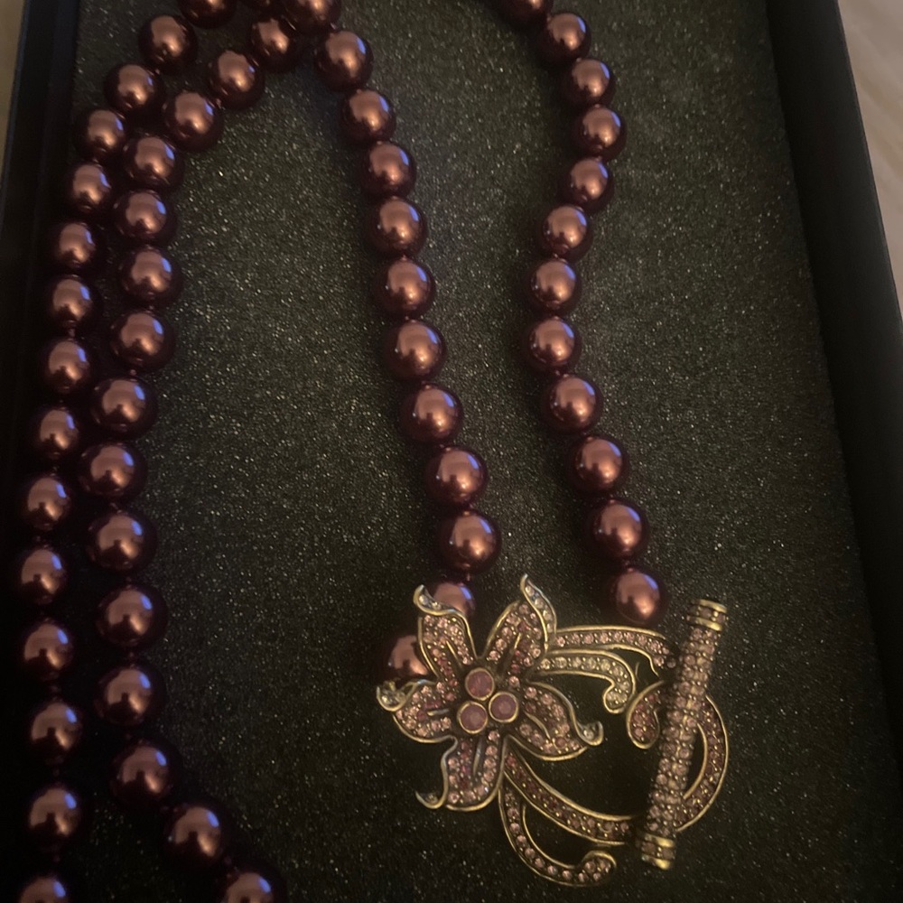 Heidi Daus Vintage Floral Design Purple Heidi Daus Vintage FBead Toggle Necklace